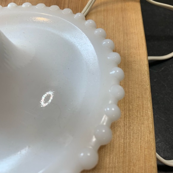 VINTAGE | Milk Glass Hobnail Boudoir Lamp - Picture 3 of 8